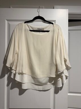 Alice + Olivia Cream Layered Flutter-Sleeve 100% Silk Blouse